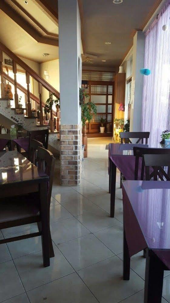 Haevichi Elmar Guesthouse Seogwipo Exterior photo